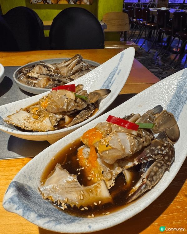 很喜歡到韓國吃醬油蟹，但原來香港也有不錯的醬油蟹，這間店的醬...