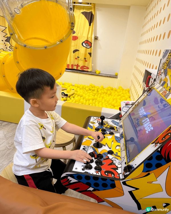 珠海住宿推介呢間，性價比高，幾種主題房，有波波池，滑梯，街機...