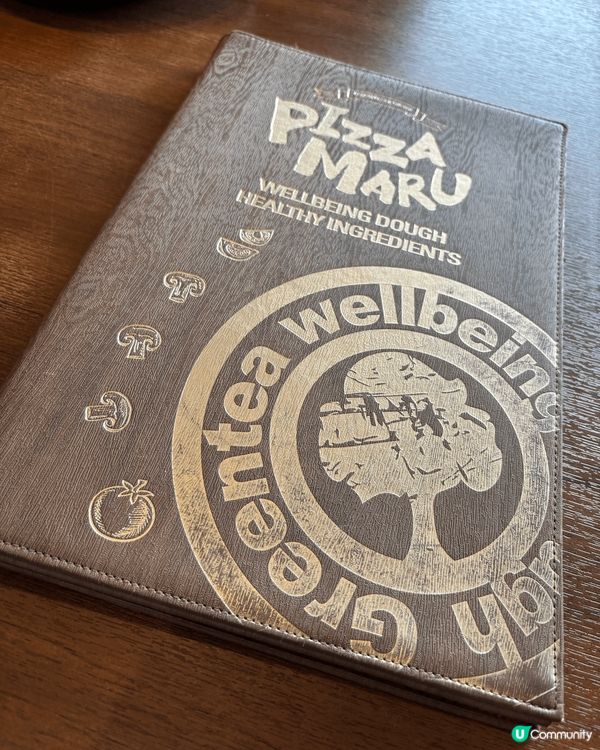 朋友生日，去了Pizza Maru，餐廳環境舒適，餐牌上有四...