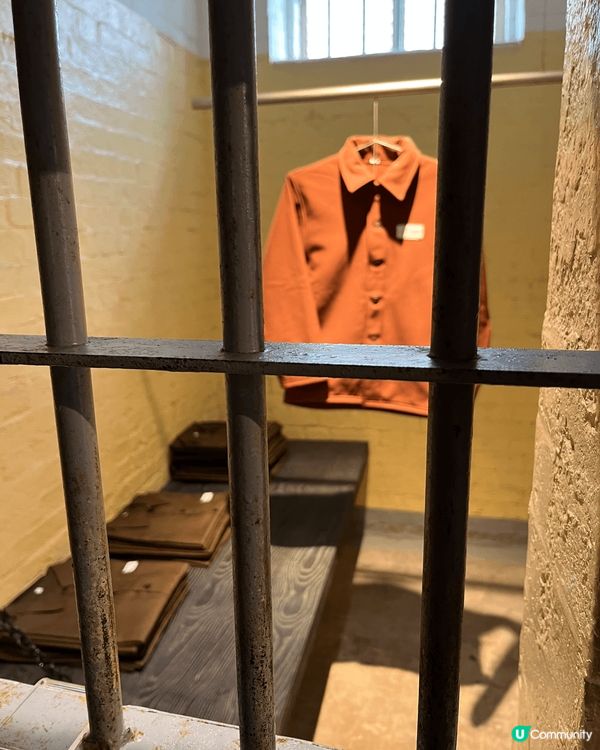 香港歷史建築物「大館」是香港早期的建築包括有警署，監獄和法庭...