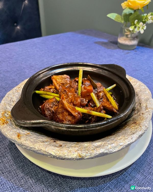 經典配搭的煲仔飯