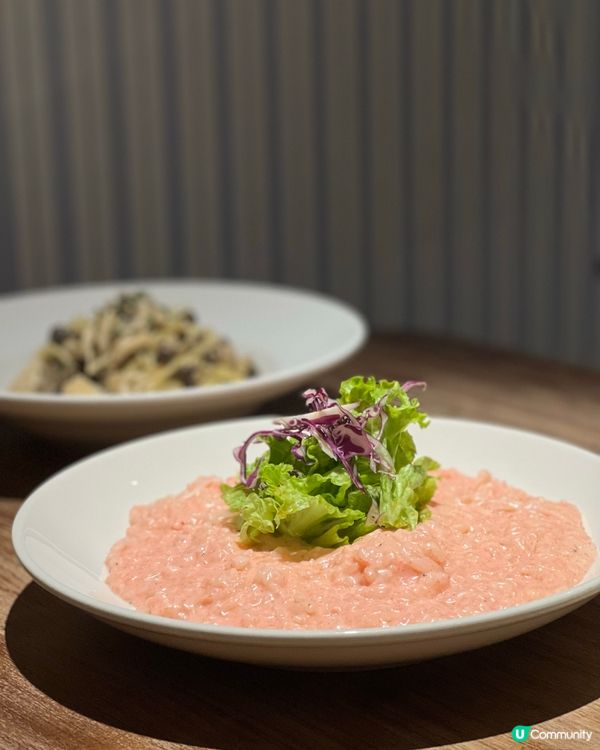 《觀塘人氣Cafe🔥明太子忌廉大蝦燉飯有驚喜！》