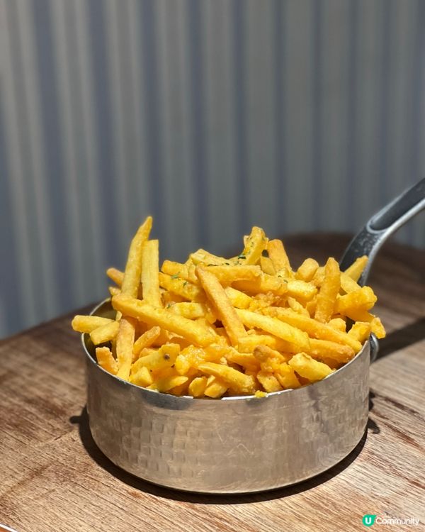 《觀塘人氣Cafe🔥明太子忌廉大蝦燉飯有驚喜！》