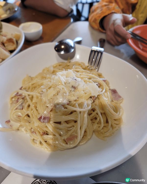 Pizza Express唔止pizza好食，卡邦尼意粉都係...