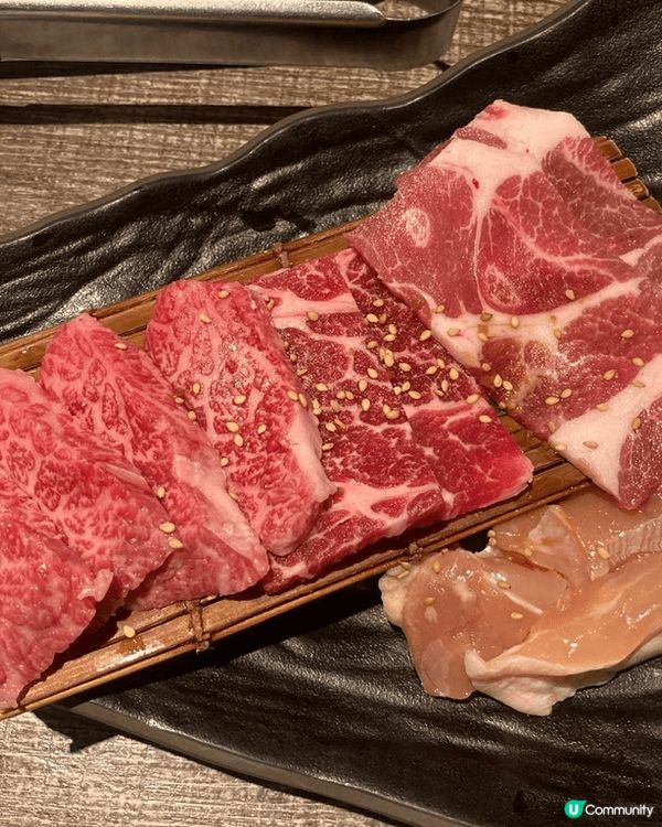 牛角極上四品燒肉盛合，其中的黑毛和牛牛肋，非常好味😋