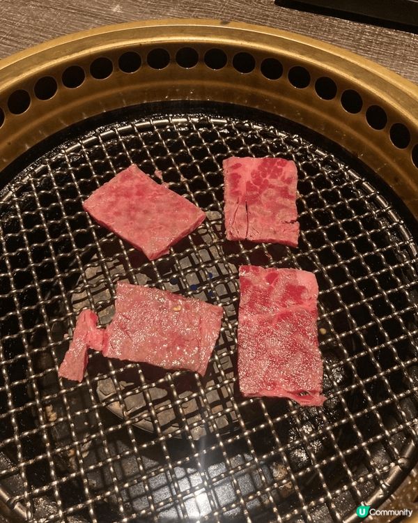 牛角極上四品燒肉盛合，其中的黑毛和牛牛肋，非常好味😋