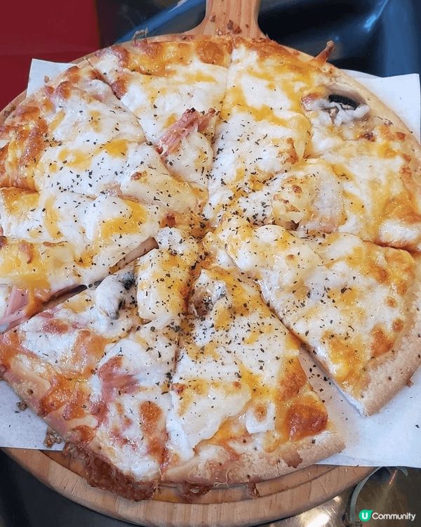 餐廳裝修風格特別,以跑車作為主題,有feel☺️