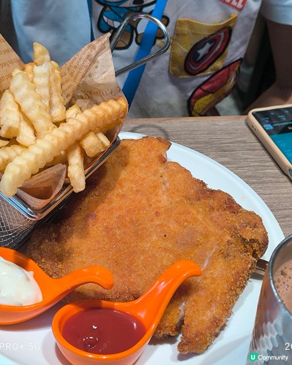 九記冰室下午茶牛魔皇焗飯