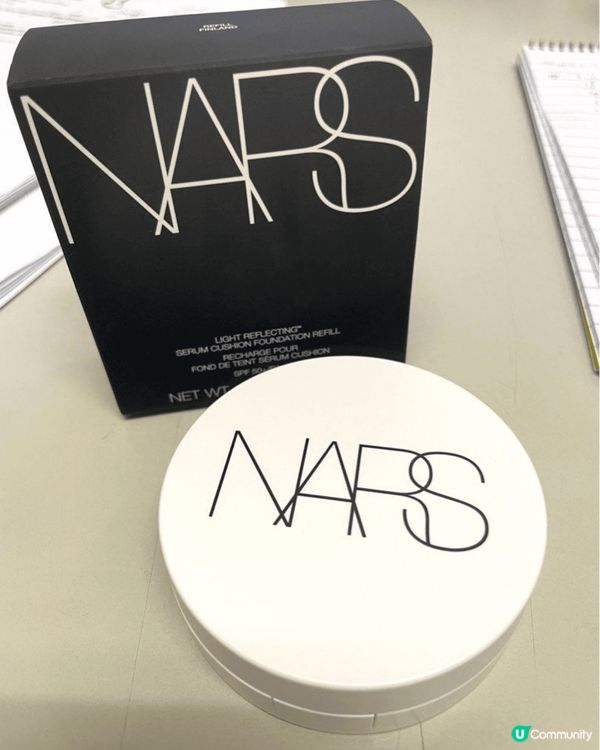 這款NARS 原生亮肌精華粉餅性價比很高，只需一點點就能壓住...