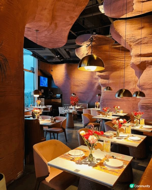 週日同朋友去了深圳歡樂港灣的MetPetal,餐廳環境優雅,...