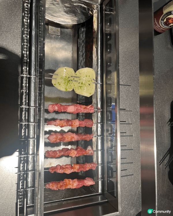 「很久以前」是深圳超人氣的連鎖串燒店，主打特色羊肉串，嚴選呼...