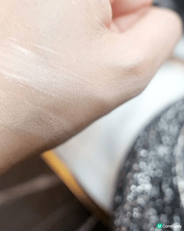 於底妝界口碑載道的 Laura Mercier皇牌蜜粉系列是...