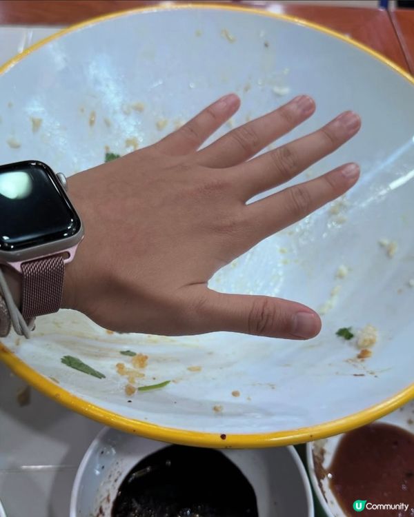 「大胃王係我係我，還睇點睇都係我！🐷」