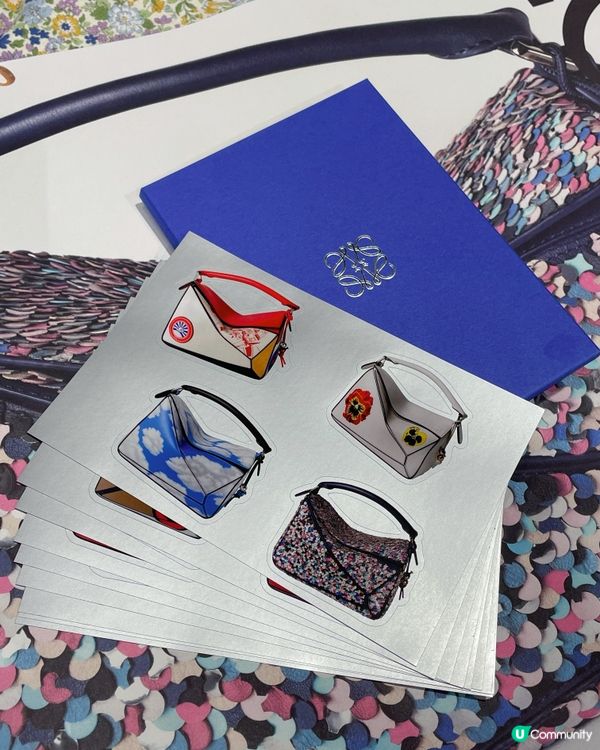 免費睇Loewe手袋展✨送精美海報+貼紙