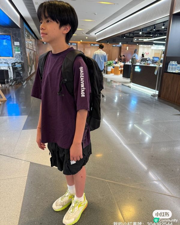 豆豆哥哥升中學🎒！簡@書包型格又實用😎！