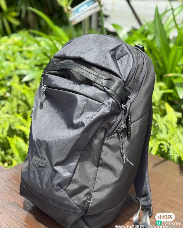 豆豆哥哥升中學🎒！簡@書包型格又實用😎！