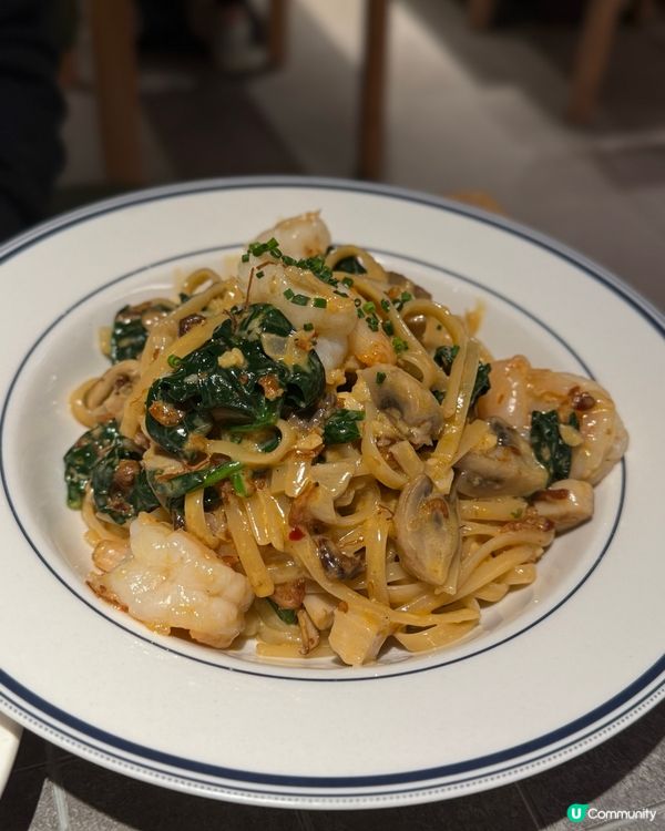 Chill afternoon💆🏻‍♀️