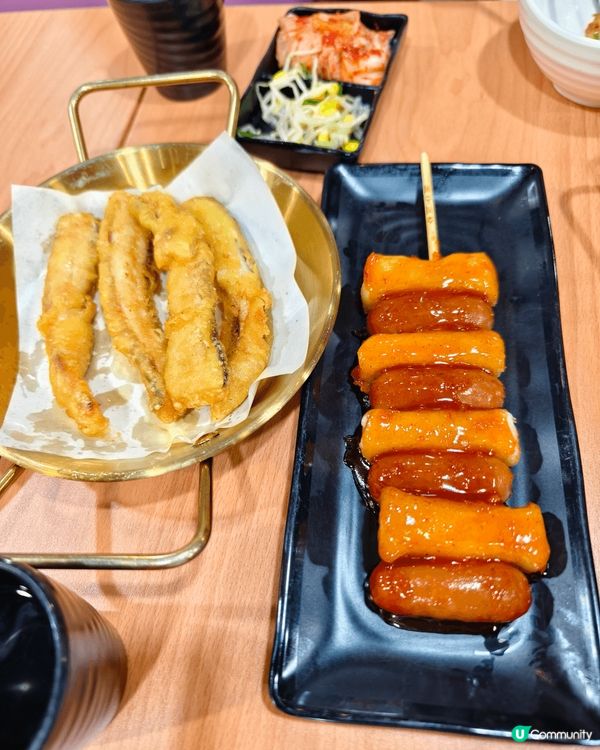 位於太和的首爾韓國料理餐廳，點左份原味炸雞，酥炸魷魚鬚，年糕...