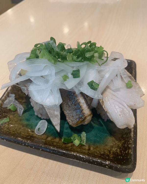 壽司郎期下居酒屋，杉玉的下午茶，天婦羅蝦烏東配蔥為配料的壽司...