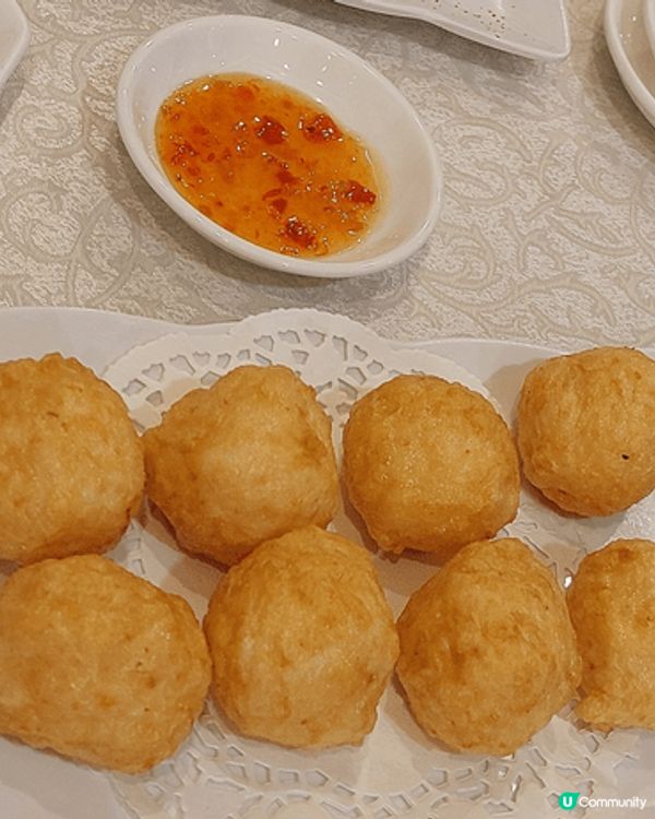 頂好海鲜酒家的百寶海鲜羹，鲜甜惹味。