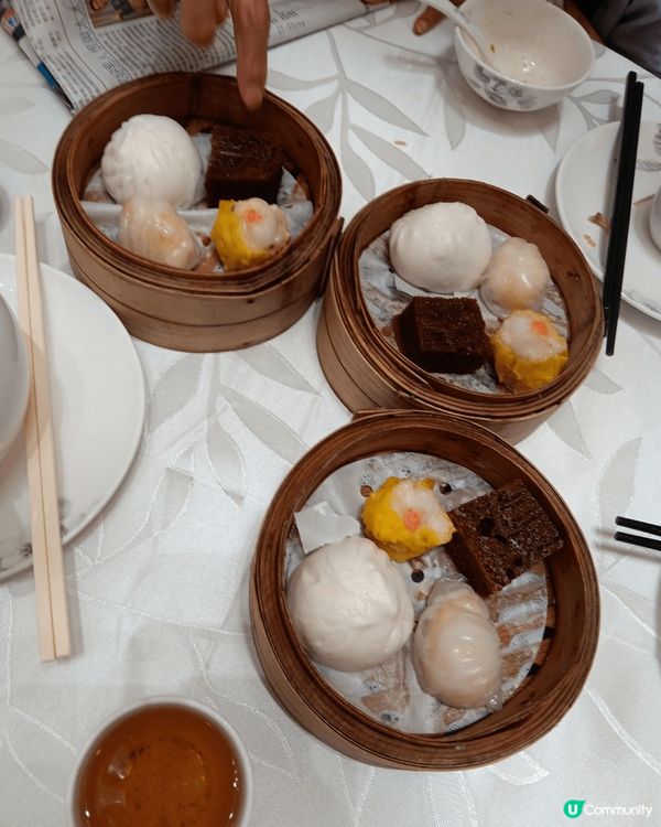 土瓜灣青葉酒樓早茶點心有點心併盤只需$16.8有蝦餃，燒賣，...