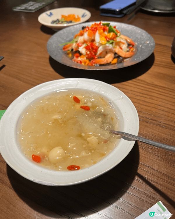 圖一：芒果冰沙，芒果果香濃且無渣，冰沙棉軟😋