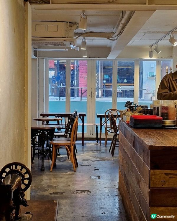 🇰🇷首爾新沙洞人氣英倫風格甜點咖啡店🍫☕