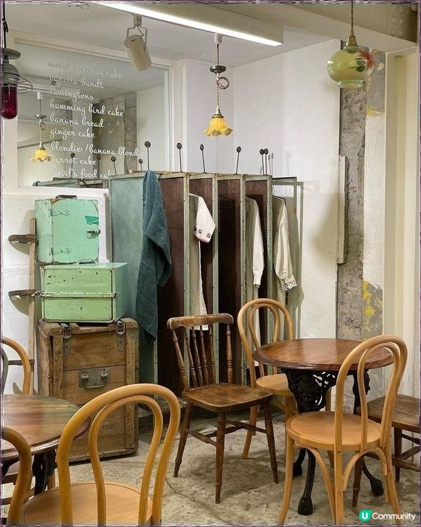 🇰🇷首爾新沙洞人氣英倫風格甜點咖啡店🍫☕