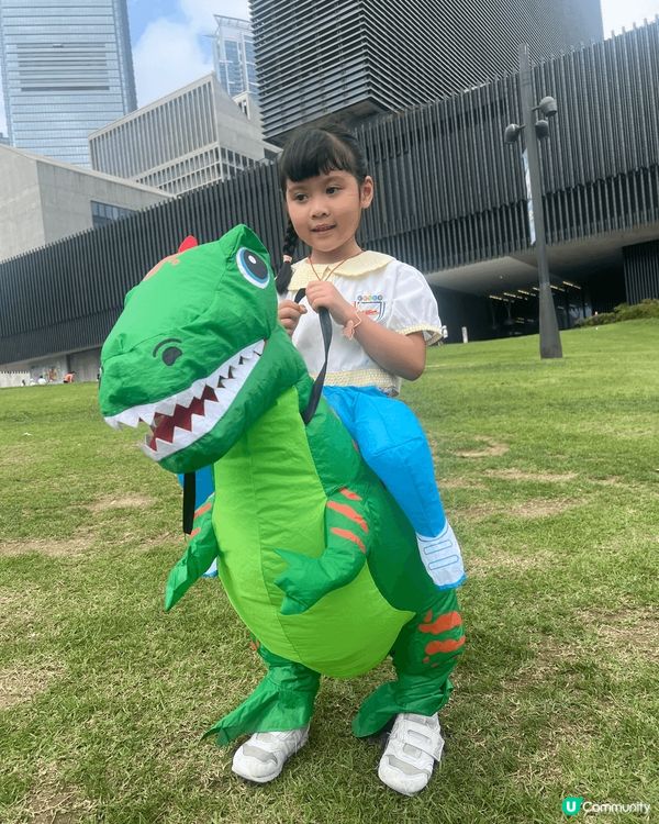 啟德體育園有好大個好靚嘅草地，活動空間十足！