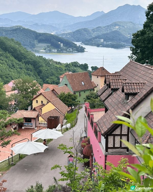 小法國村到處都充滿色彩