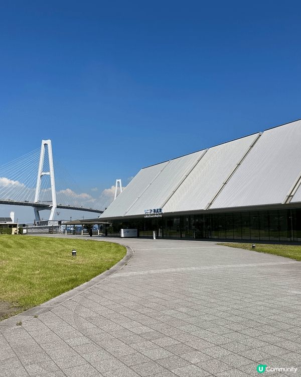 位於名古屋嘅鐵路博物館，展示左唔同年代嘅JR列車，由蒸氣火車...