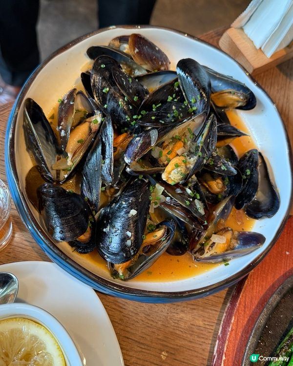 灣仔生日飯🤩！環境一流，甜品超正！🎂