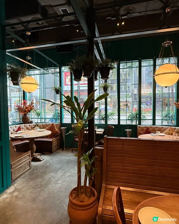 灣仔生日飯🤩！環境一流，甜品超正！🎂