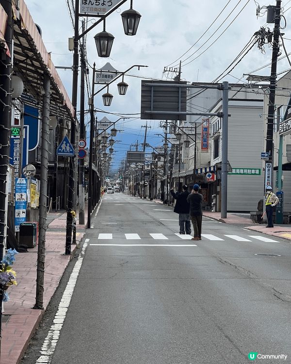 這是五月東京之旅的相片，很幸運可以有好天氣，讓我們一家同時看...