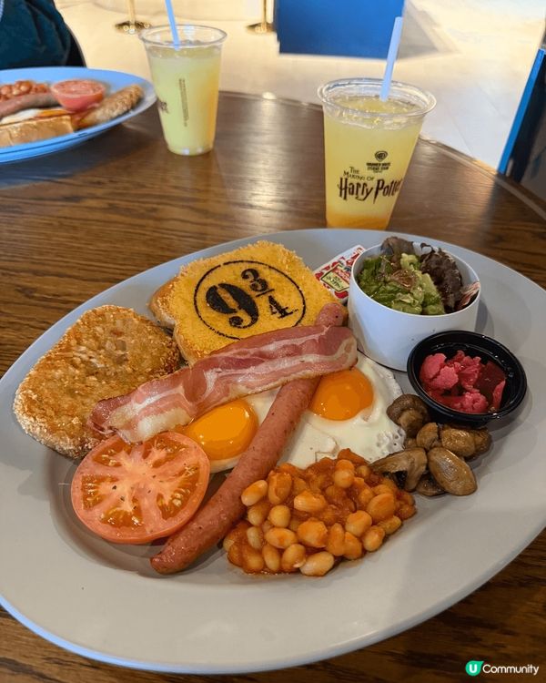 2024年的聖誕假期，我去了日本東京旅行，旅遊景點包括了東京...