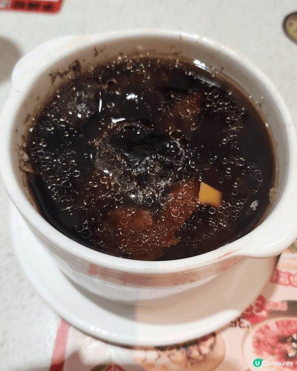 去旅行去玩當然唔少得就係食嘢啦 我最鍾意介紹啲 啲嘅嘢畀你食...