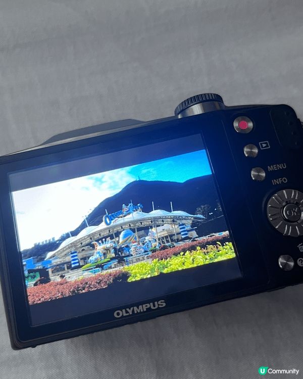 這些照片是生活裡的小閃光✨ 有粉紫色牆上可愛的擺件、相機裡定...