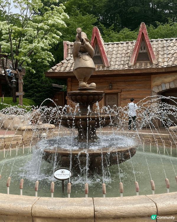 韓國愛寶樂園是一個很大的地方，和朋友家人去都能令大家開心