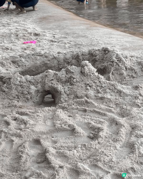 放假帶小朋友四圍玩，一齊行更多嘅路，係最幸福快樂嘅事