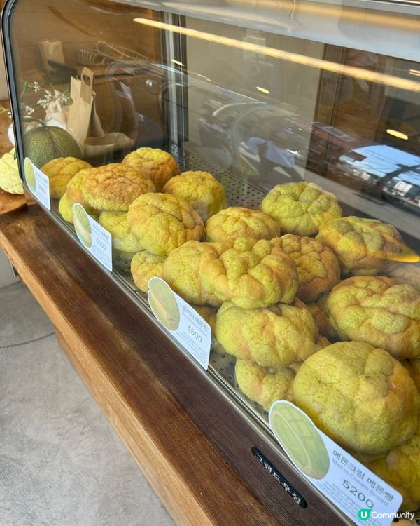 🇰🇷延南洞人氣甜品 🍈哈密瓜雲呢拿雪糕包‼️