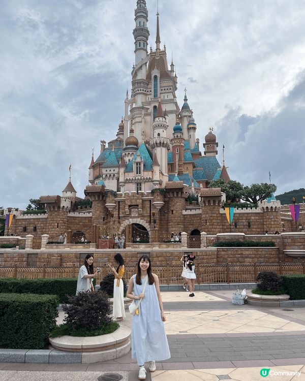 上個星期同男朋友慶祝一周年，我地去左迪士尼樂園玩！啲童真真係...