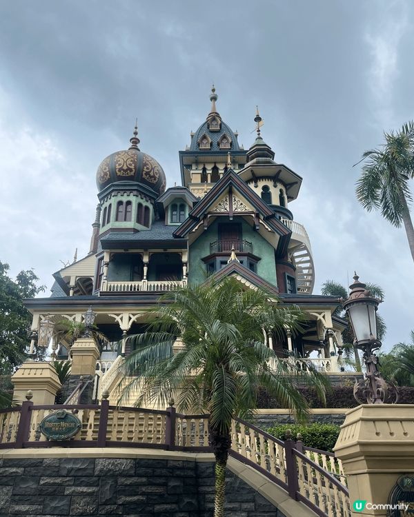 上個星期同男朋友慶祝一周年，我地去左迪士尼樂園玩！啲童真真係...