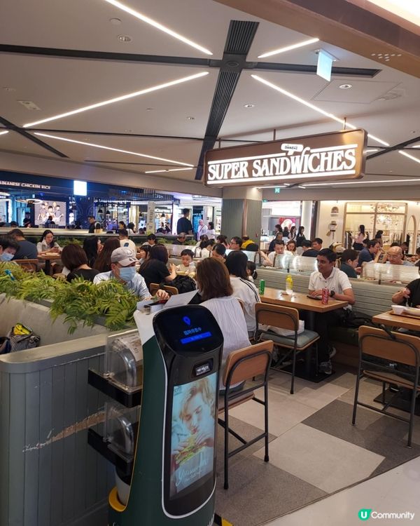 Oliver's Super Sandwi