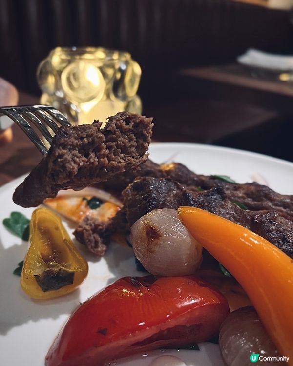 中環新開優雅風黎巴嫩菜！🤤 必試鷹嘴豆蓉口袋餅､炭爐烤肉！🥩