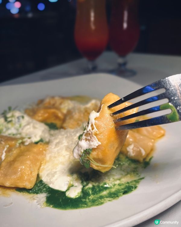 180度維港夜景意大利菜！石窯爐烤手拉薄餅🍕