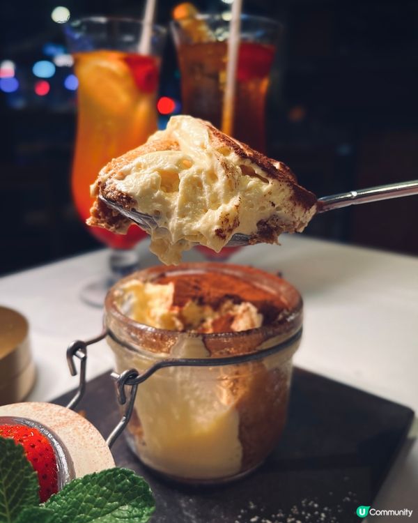 180度維港夜景意大利菜！石窯爐烤手拉薄餅🍕