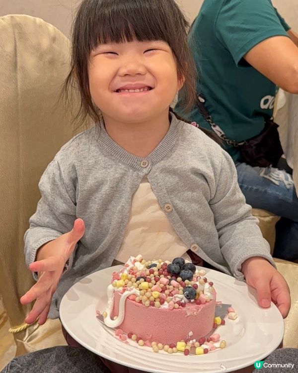 今日妹妹小廚師初體驗！🎂 魔術表演勁開心！🥳