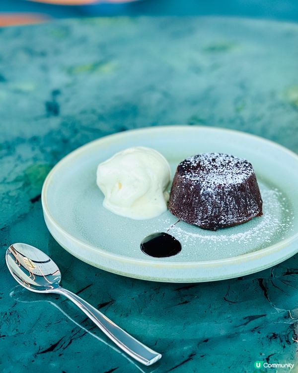 𓂃.𓈒赤鱲角𓎏ෆ.ᐟ上機前在天際景色下享受美食𓈒𓂃. 