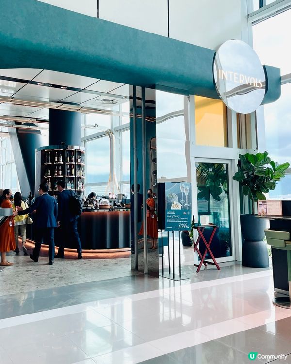 𓂃.𓈒赤鱲角𓎏ෆ.ᐟ上機前在天際景色下享受美食𓈒𓂃. 