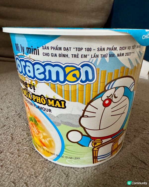 越南🇻🇳多拉A夢杯麵